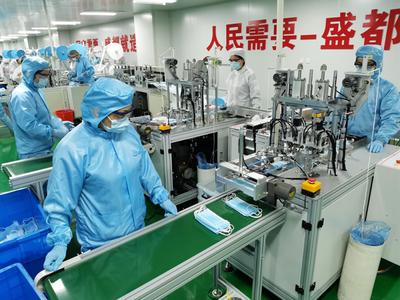 大(da)客(ke)戶看(kan)過來,盛都(dou)日(ri)產300萬只(zhi)口(kou)罩工廠(chang)開(kai)工