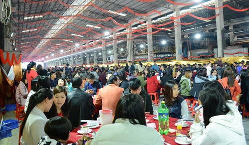 出(chu)發2018 升華陶(tao)瓷(ci)企(qi)業(ye)清(qing)遠(yuan)工廠總(zong)結表彰暨(ji)迎(ying)春晚宴(yan)盛大(da)召(zhao)開(kai)